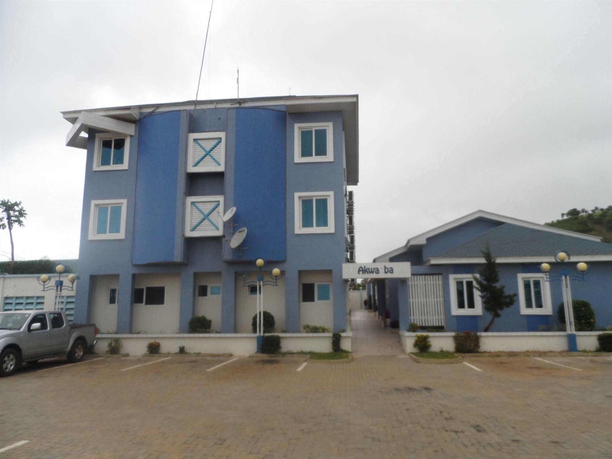 De Holiday Beach Hotel Kokrobite Экстерьер фото